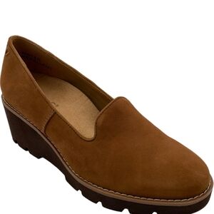 Vionic Tan Wedge Loafers